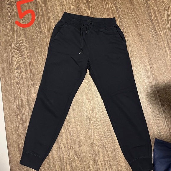 Closet clean out - pants. - Picture 5 of 9